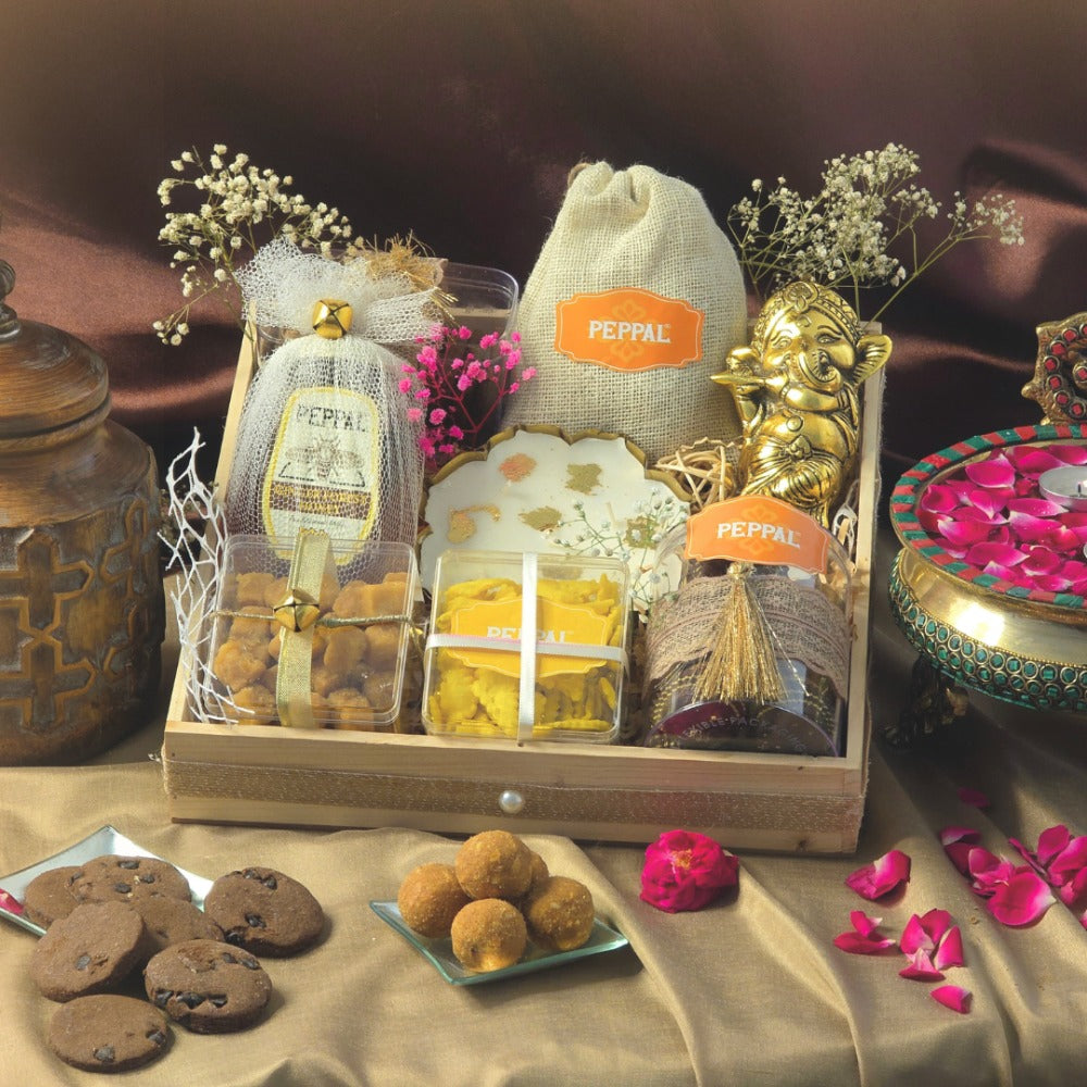 Reet Hamper- "Sanskriti Ki Mehek, PEPPAL Ke Sang"