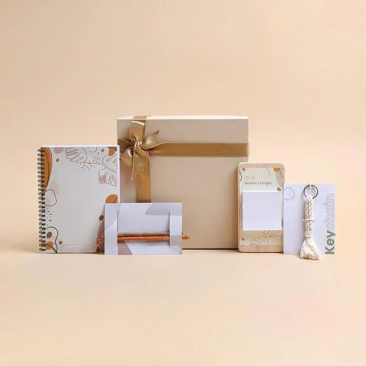 Winter White Gift Hamper