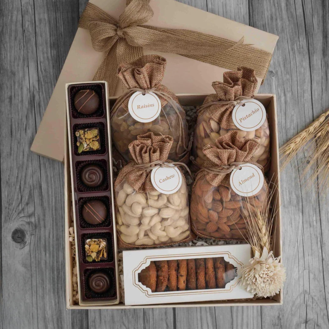 Scrumptious Munch Box